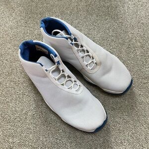 Men’s Air Jordan Future Blue and White size 8